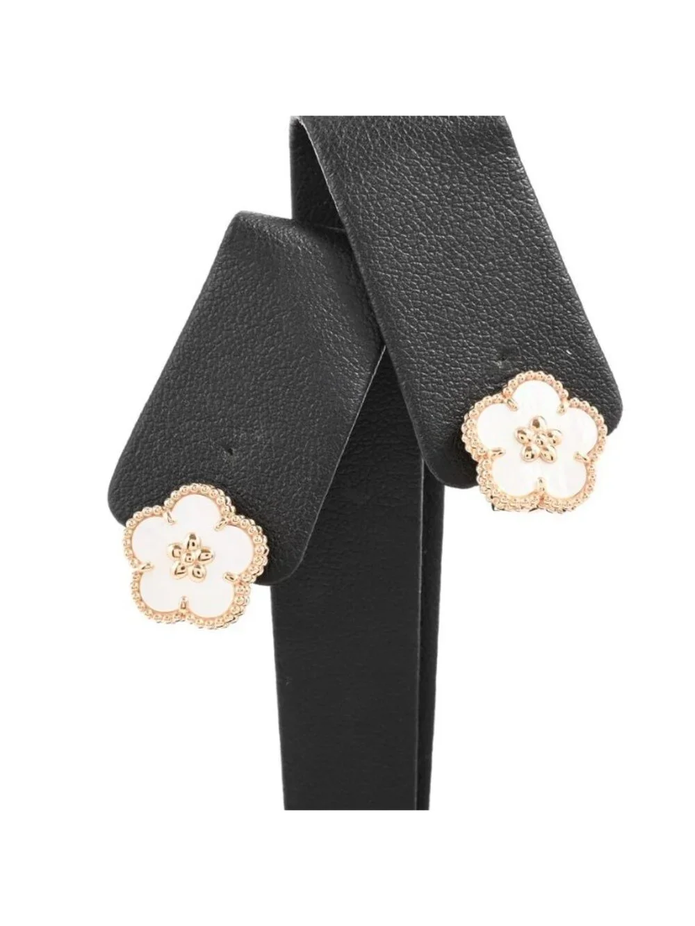 Van Cleef & Arpels Earrings Lucky Spring Plum Blossom